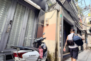 CHÍNH CHỦ 1 ĐỜI XƯA BÁN NHÀ 2 TẦNG Đ.BÙI VIỆN, PHẠM NGŨ LÃO, QUẬN 1 – DT 64M2 FULL THỔ CƯ – VỊ TRÍ MẶT TIỀN HẺM CÁCH 30M RA MT CHÍNH – 0938676685 GIANG GIANG