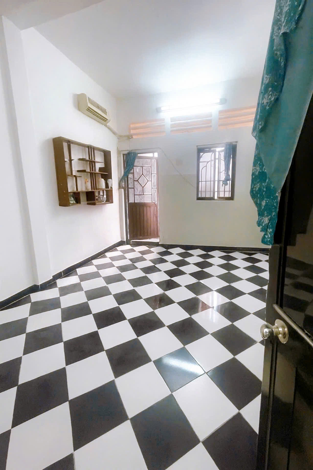 Nhà hẻm Ô tô Lê Văn Sỹ – QUẬN 3 – 3.5 x 7 m – 5 Tầng – 7.7 tỷ