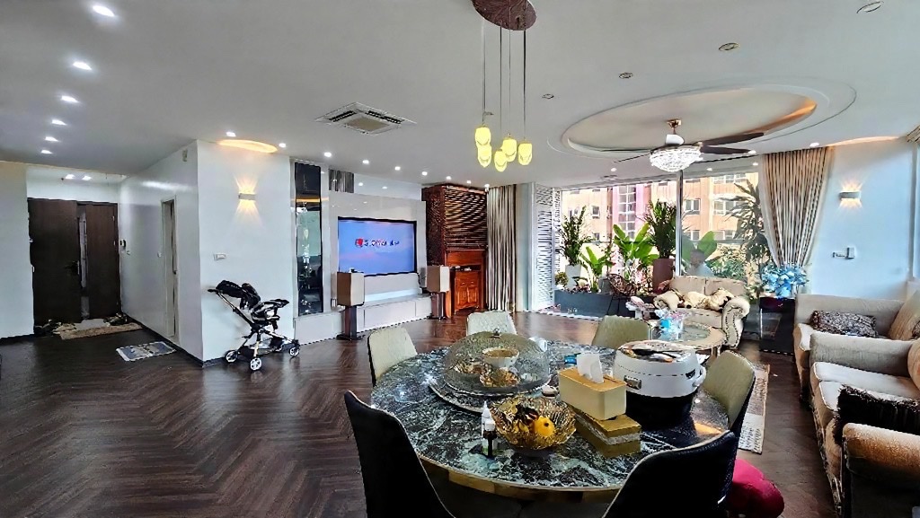 bán chung cư vinaconex khuất duy tiến 150m giá 13,4 tỷ full nội thất