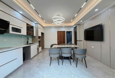 BÁN NHÀ NGỌC LÂM LONG BIÊN,OTO ĐỖ CỔNG,NGÕ NÔNG,ĐẸP LONG LANH,50M-12 TỶ TL