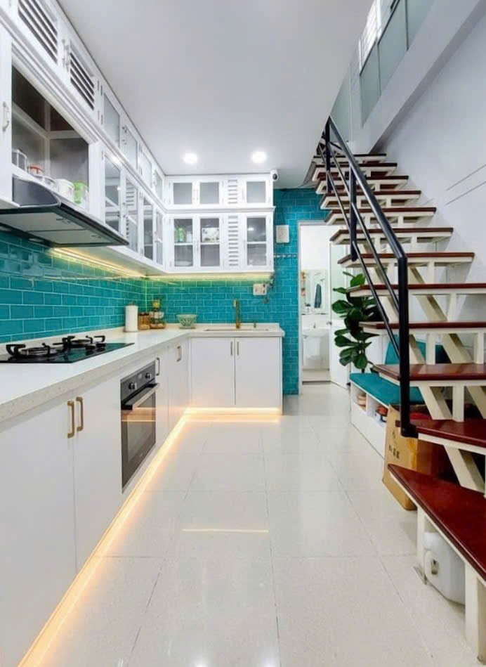 Nhà hẻm Ô tô Lê Văn Sỹ – QUẬN PHÚ NHUẬN – dài khủng 16 m (42 m2) – 6.2 tỷ