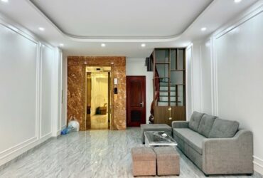 đội nhân 40m x7 tầng thang máy,xây mới 19,8 tỷ gara ô tô,kinh doanh đỉnh