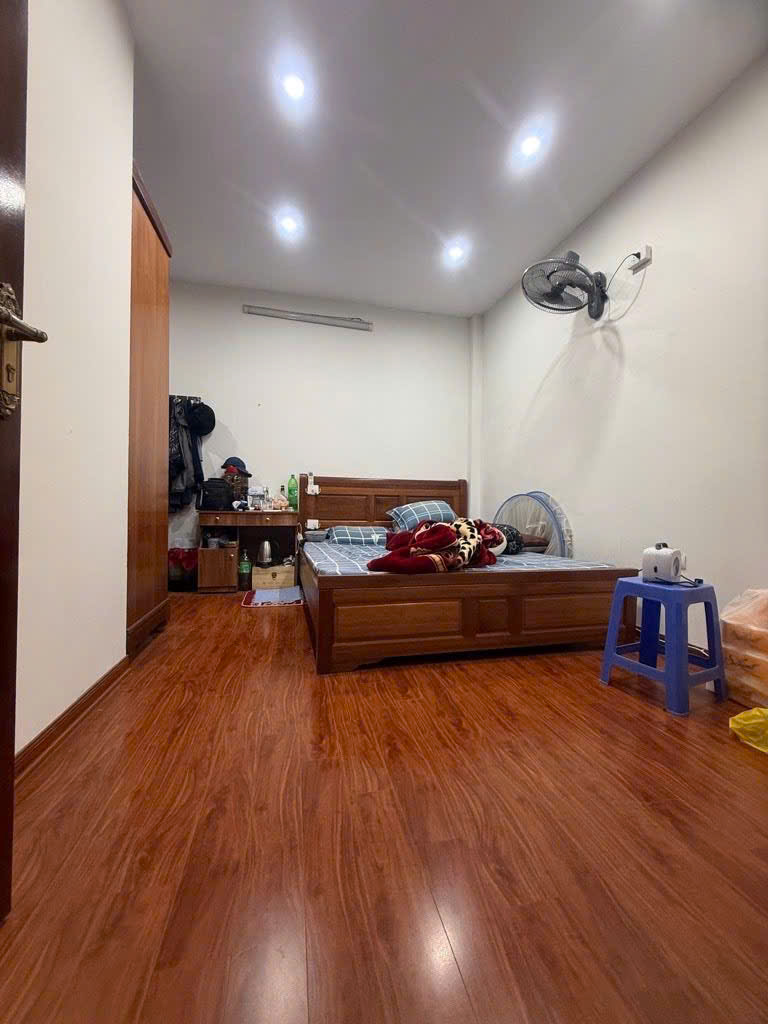 BÁN NHÀ BỒ ĐỀ LONG BIÊN,OTO,ĐỖ CỔNG,DÂN XÂY,LÔ GÓC,58M NHỈNH 9 TỶ TL