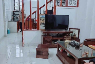 BÁN NHÀ GIA QUẤT LONG BIÊN, OTO ĐỖ CỔNG,DÂN XÂY,NGÕ NÔNG,NỞ HẬU,58M NHỈNH 9 TỶ