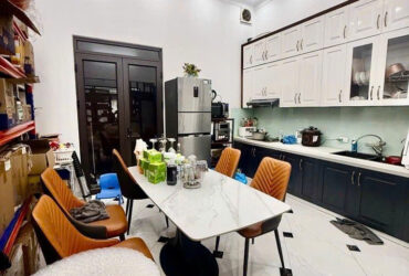 BÁN NHÀ NGUYỄN SƠN LONG BIÊN,OTO ĐỖ CỬA,50 RA MẶT PHỐ,,LÔ GÓC,48M NHỈNH 12 TỶ TL