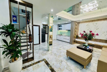 Bán nhà Thạch Bàn 35m 5 tầng hàng xóm Aeon nhỉnh 6 tỷ