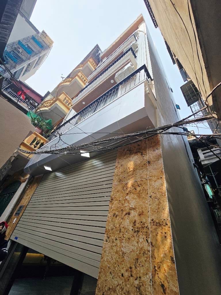 sơn tây ba đình 40m x6 tầng thang máy 13,5 tỷ lô góc,full nội thất