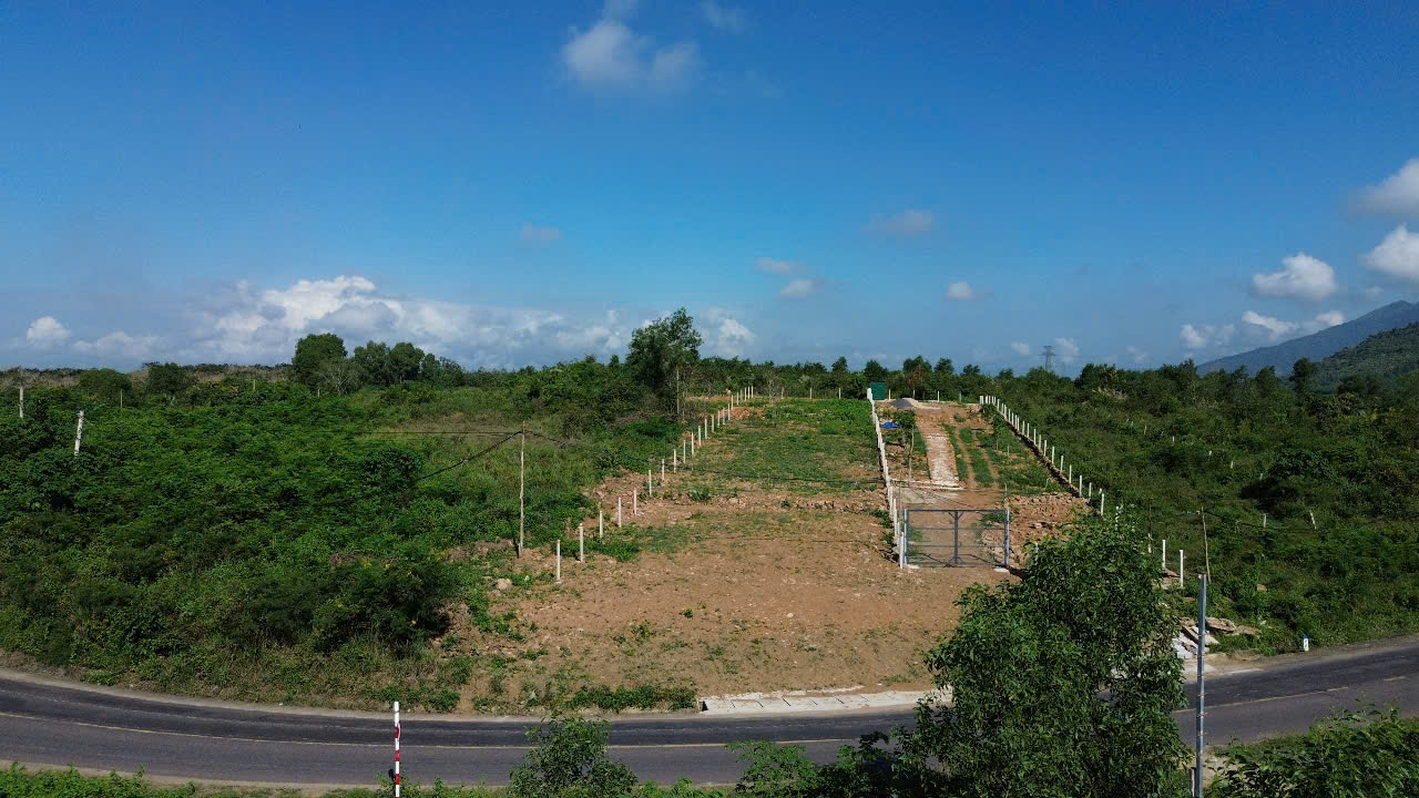 BÁN ĐẤT VƯỜN, DIÊN LÂM, DIÊN KHÁNH, MT TỈNH LỘ 8, 1232M2, GIÁ DƯỚI 2 TỶ