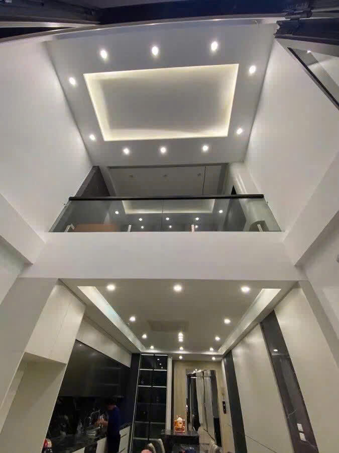 Phố Ngọc Thụy – Nhà đẹp 6 tầng thang máy – Full nội thất và tiện ích – Chỉ nhỉnh 14 tỷ