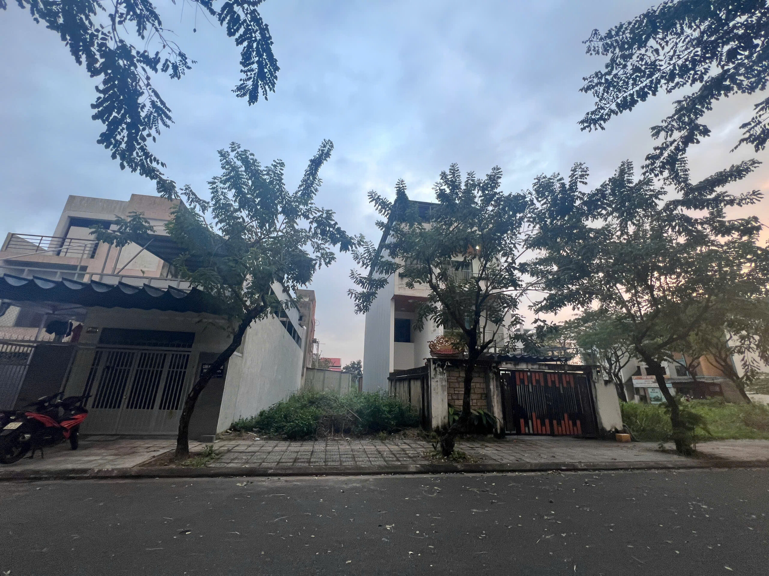 TẤN TÀI FPT GIỚI THIỆU LÔ ĐẤT GIÁ TỐT & Lô đất khung FPT, vị trí đẹp  giá chưa tới 43 triệu/m