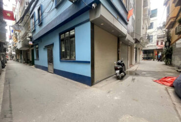 Nhà dân xây cực hiếm chợ May 10  Oto con vào nhà  DT 50m – MT 5m  Chẵn 10 tỷ