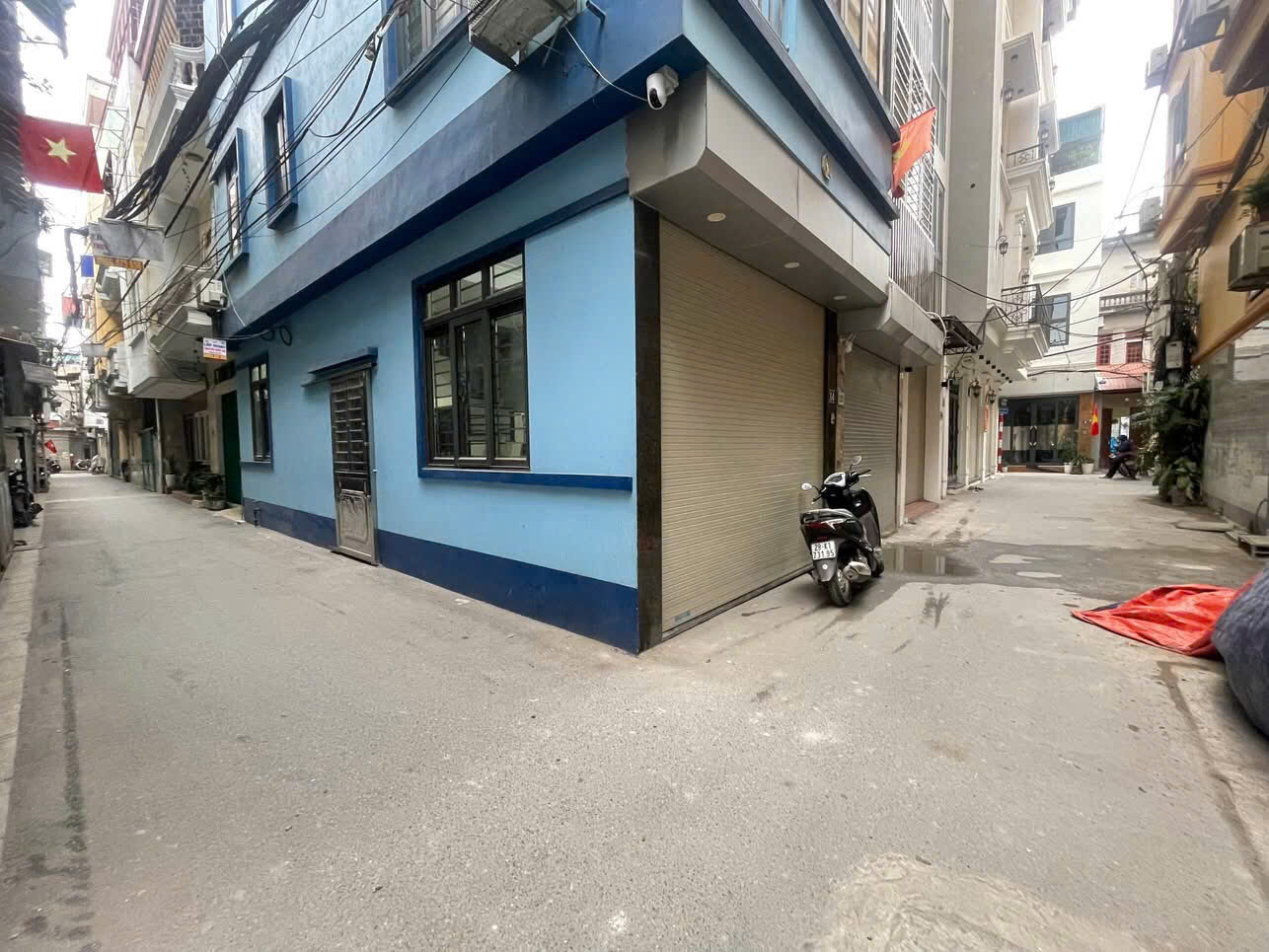 Nhà dân xây cực hiếm chợ May 10  Oto con vào nhà  DT 50m – MT 5m  Chẵn 10 tỷ