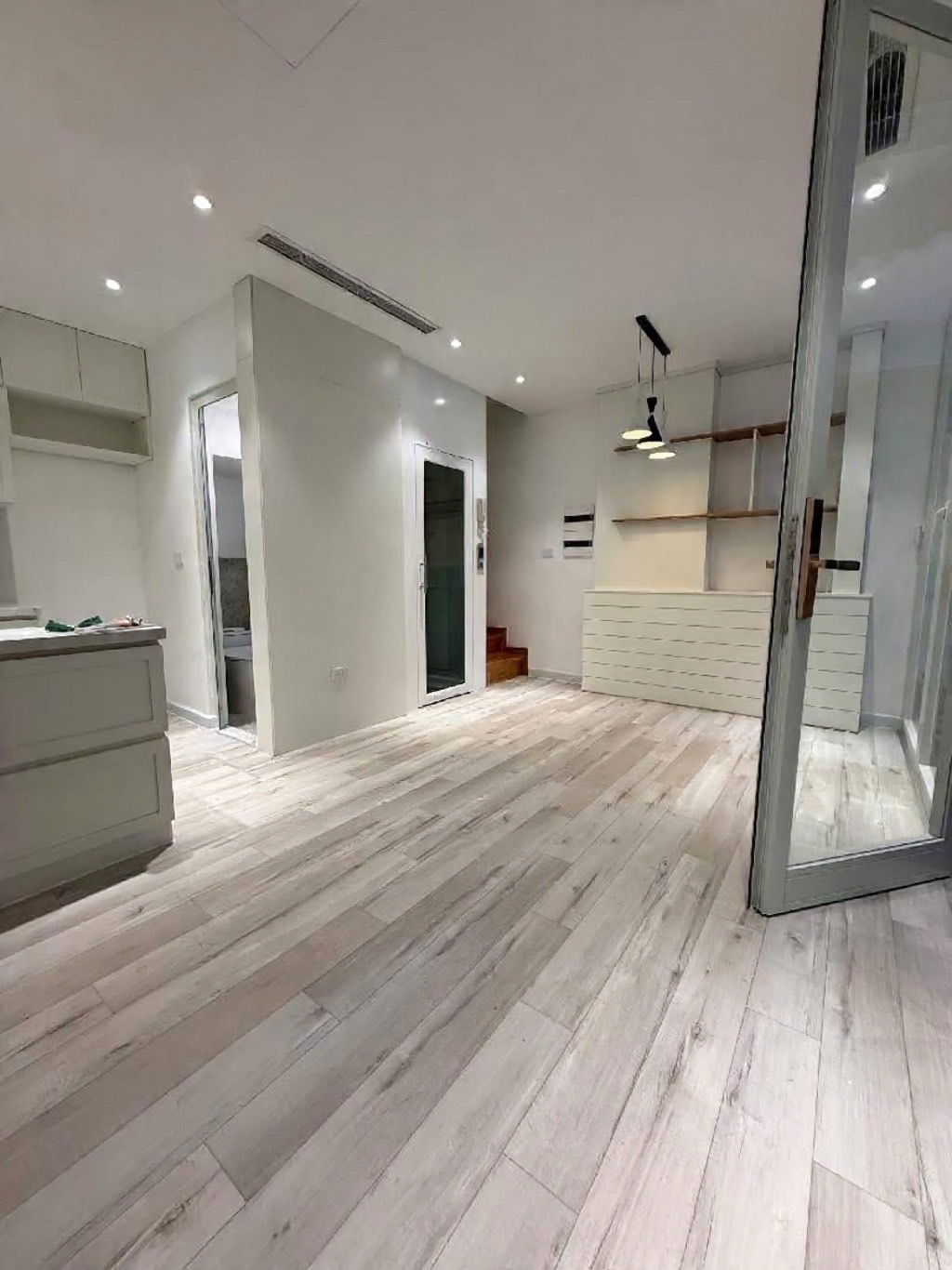 bán nhà láng hạ 38m x6 tầng thang máy 12,35 tỷ lô góc