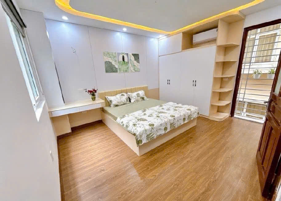 TÔN THẤT TÙNG – 38M² – 6 TẦNG – 2 MẶT THOÁNG – CHỈ 10.8 TỶ
🔥 BÁN NHÀ MẶT PHỐ TRUNG TÂM – VỪA Ở VỪA KINH DOANH