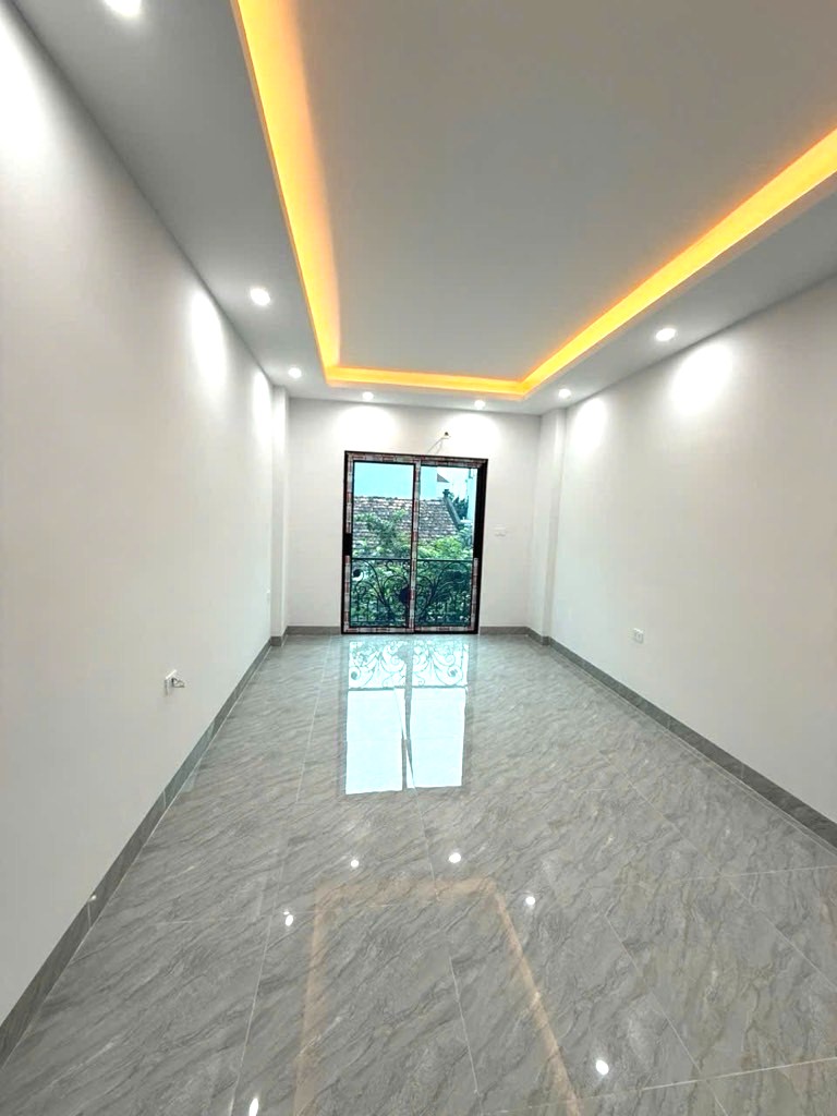 NHÀ 5 TẦNG XÂY MỚI LIÊN MẠC – THƯỢNG CÁT, BẮC TỪ LIÊM  2 THOÁNG TRƯỚC SAU  CÁCH Ô TÔ TRÁNH 10M  HƠN 5 TỶ