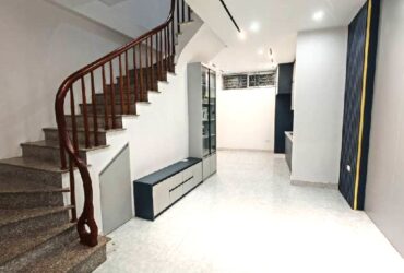 Bán nhà Đông Ngạc quận Bắc Từ Liêm 40m² – khu dân trí cao – nhỉnh 6 tỷ