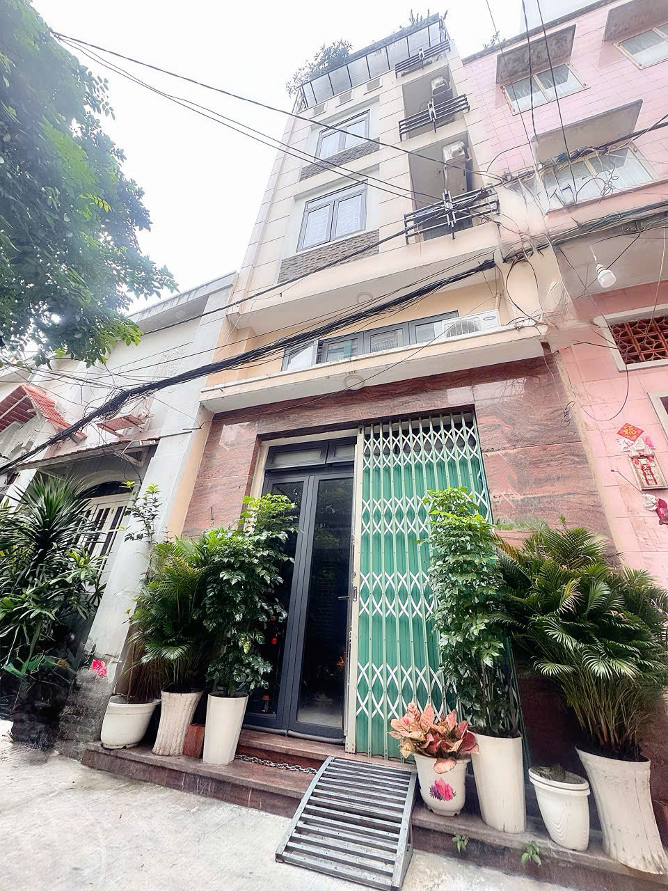 BÁN NHÀ 5 TẦNG HXH Đ.CÔ BẮC, CÔ GIANG, QUẬN 1 – 9PN – CHỈ CÁCH 1 CĂN RA MT – HIẾM NHÀ BÁN – GIANG GIANG 0938676685