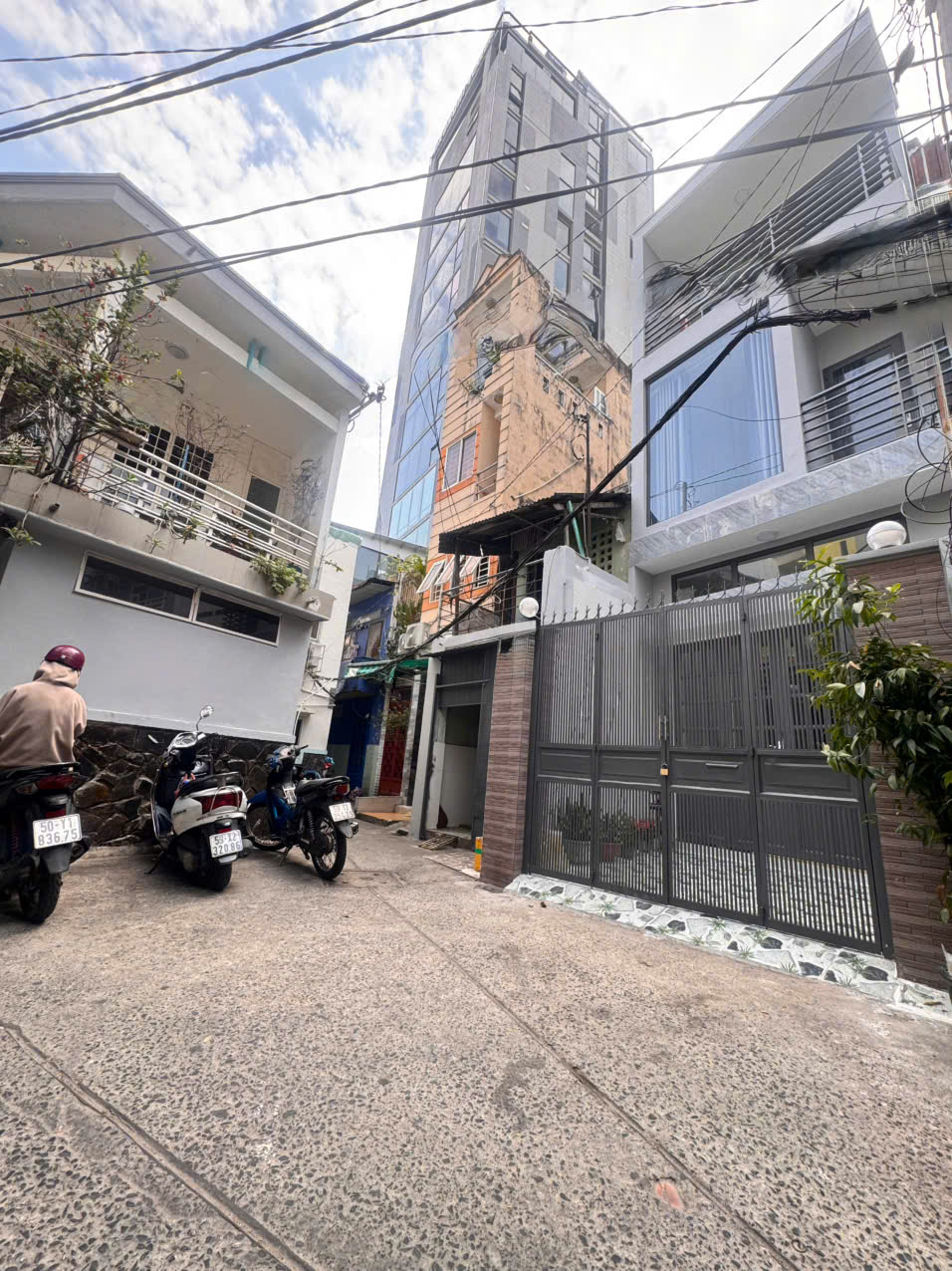 BÁN NHÀ HẺM XE HƠI 6M Đ.TRẦN KHẮC CHÂN, TÂN ĐỊNH, QUẬN 1 – 54M2 NGANG 4M*13M VUÔNG VỨC FULL THỔ – 0938676685 GIANG GIANG