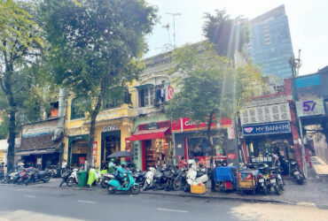 SIÊU PHẨM KIM CƯƠNG – BÁN NHÀ 2 TẦNG MẶT TIỀN KS Đ.NGUYỄN DU, BÊN NGHÉ, QUẬN 1 – DT 4M*15M – HDT ĐỀU 1,1 TỶ/NĂM – GIANG GIANG 0938676685 CHỦ XƯA 1 ĐỜI