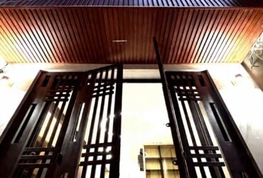 xuân la 33m x5 tầng 10,8 tỷ full nội thất,ô tô đỗ cửa,5p ra hồ tây