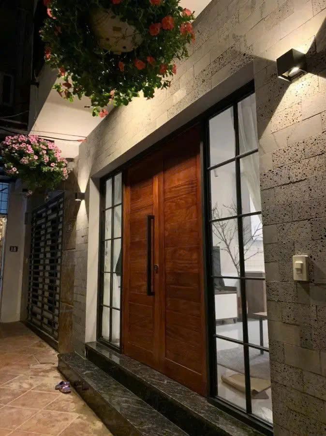 Phố Lâm Du, Bồ Đề  Dân xây 35m – MT 4m  Gần phố, bãi xe gửi ngày đêm  Nhích 8₫ là gả