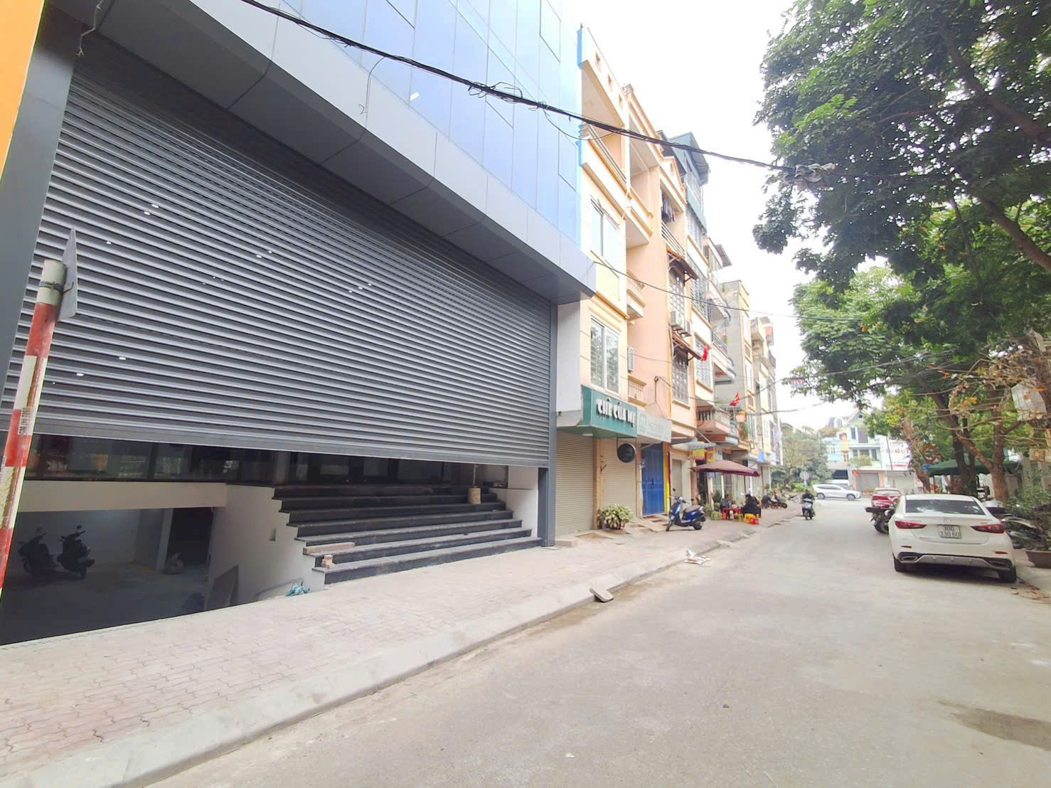 Toà văn phòng VIP  DT 120m – MT 9,5m  8 tầng thang máy  Giá chỉ nhích 49 tỷ