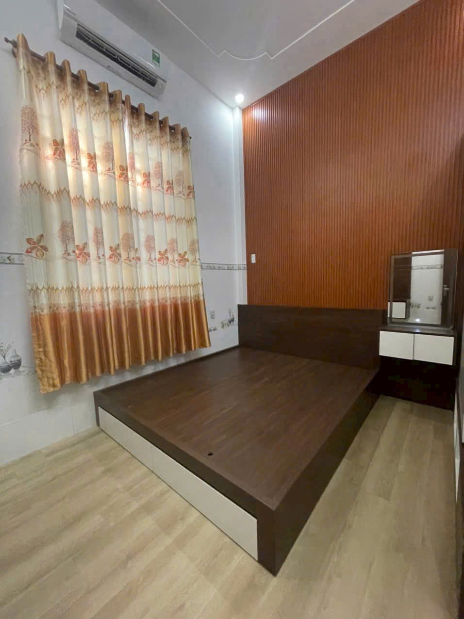 BÁN NHÀ MẶT TIỀN ĐƯỜNG SƠN THÔNG – PHƯỜNG TRÀ VINH, TỈNH VĨNH LONG