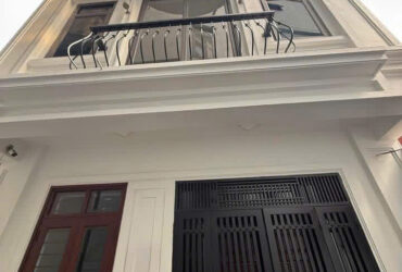 Nhà dân xây phố Thanh Am  7 ngủ cho thuê  10m ra mặt phố kinh doanh sầm uất  Chỉ hơn 1️1 T.ỷ