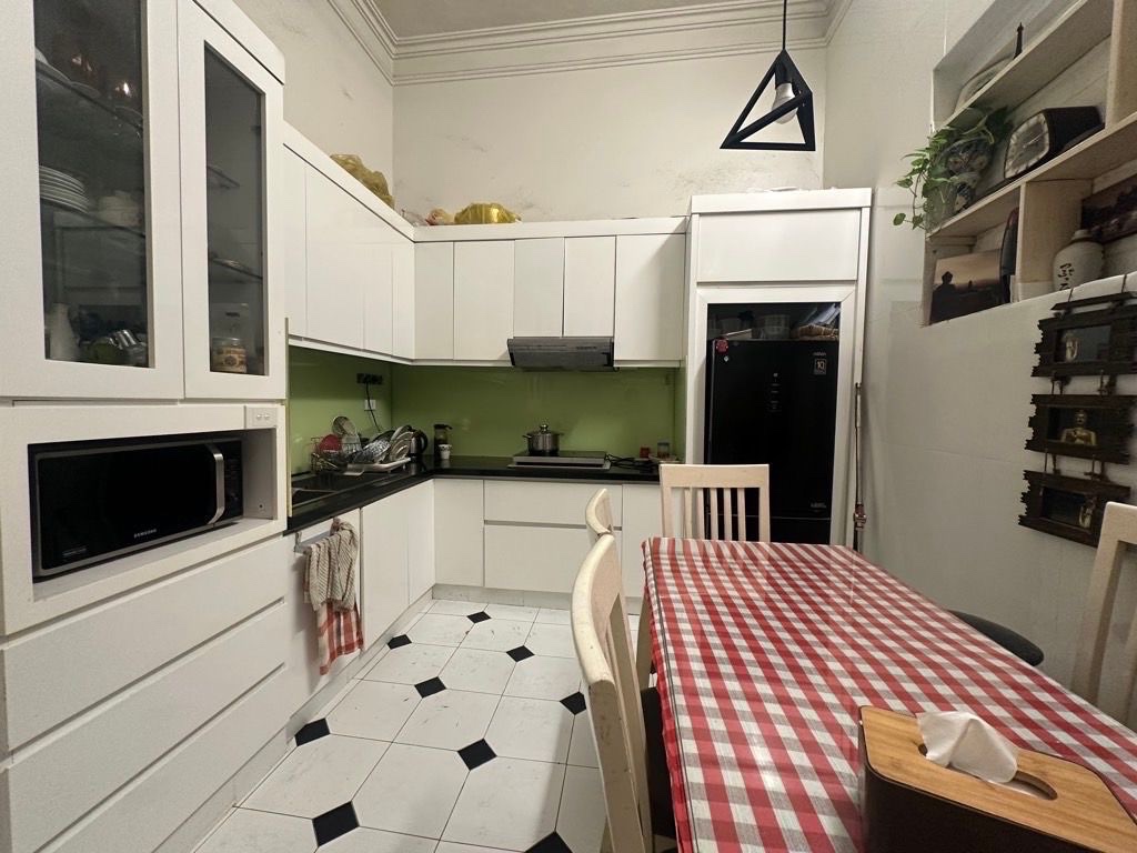 hoàng hoa thám 45m x4 tầng 11,5 tỷ-ngõ thông,rộng,gần hồ tây