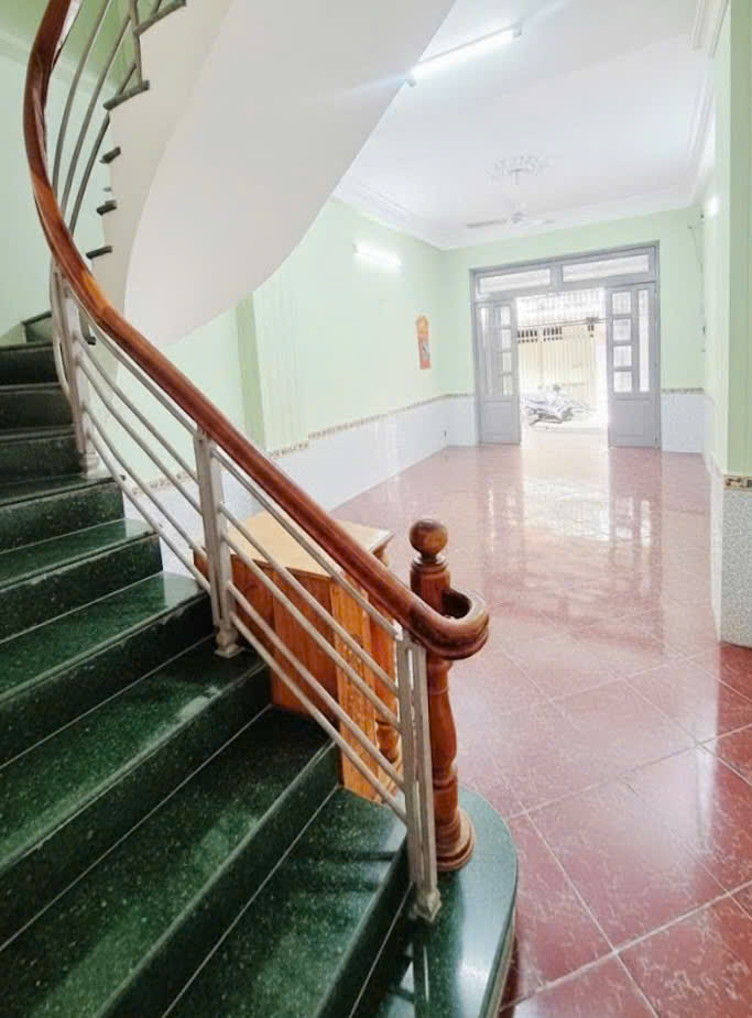 Nhà Hòa Hưng – QUẬN 10 – 4.5 x 15 m (41 m2) – 4 Tầng – 7.8 tỷ