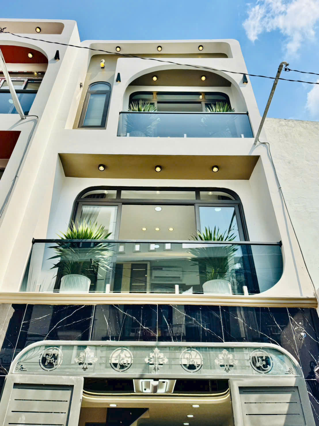 LÊN SÓNG 2 EM NHÀ PHỐ XÂY MỚI GẦN EMART PHAN HUY ÍCH GÒ VẤP