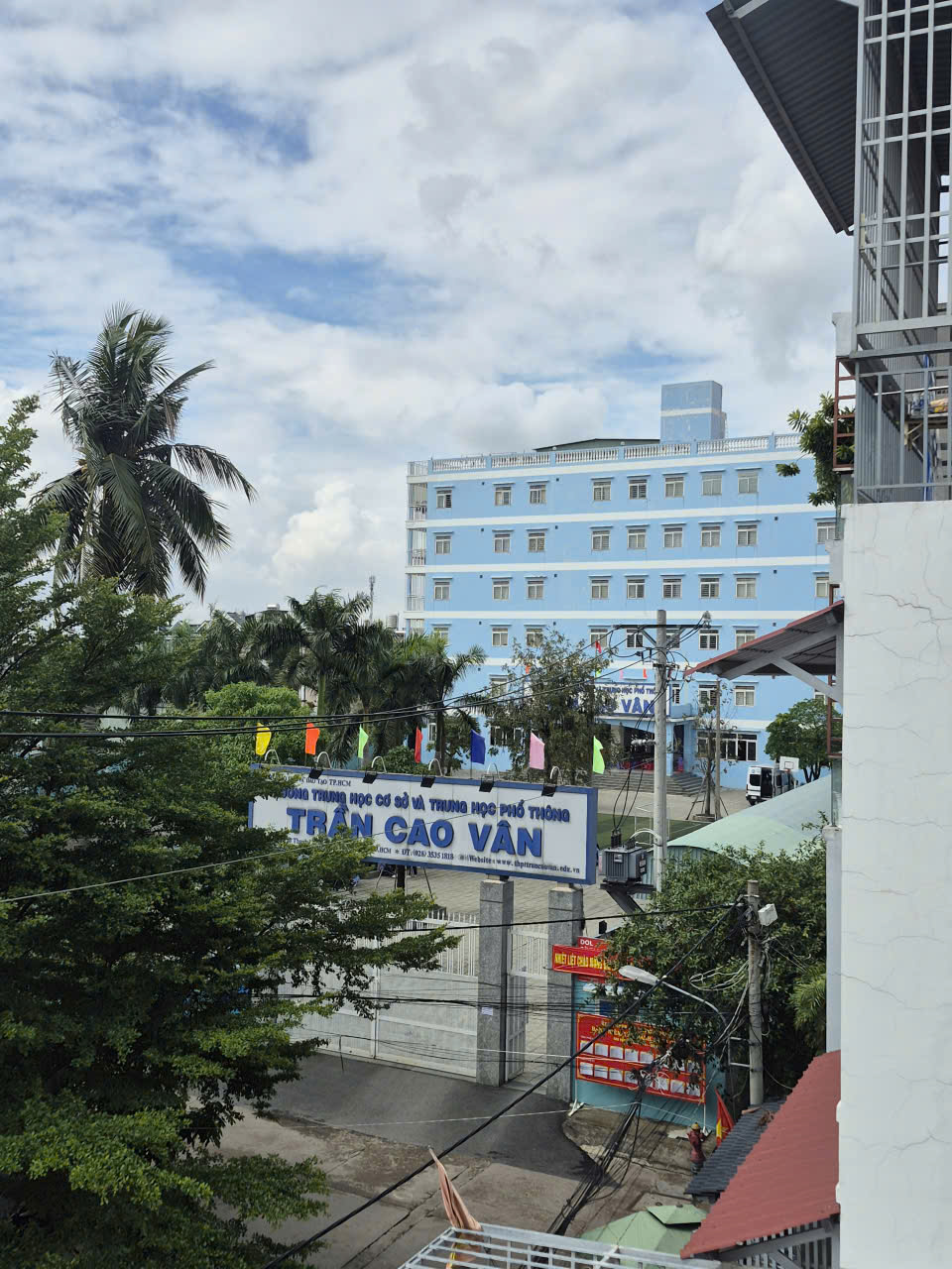 BÁN NHÀ ĐẸP ĐƯỜNG TL40, PHƯỜNG THẠNH LỘC, Q12 – ĐỐI DIỆN THPT TRẦN CAO VÂN – GIÁ 6,2 TỶ