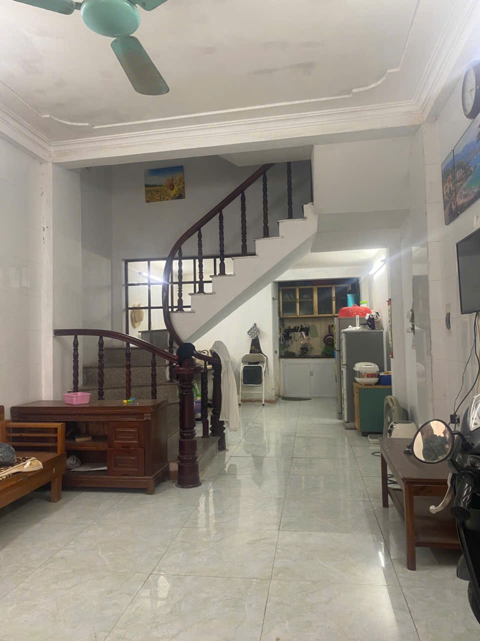 Nhà đẹp – Ngõ 18 Định Công Thượng – ô tô qua – FULL nội thất – 40m2 x 3 Tầng – ở ngay