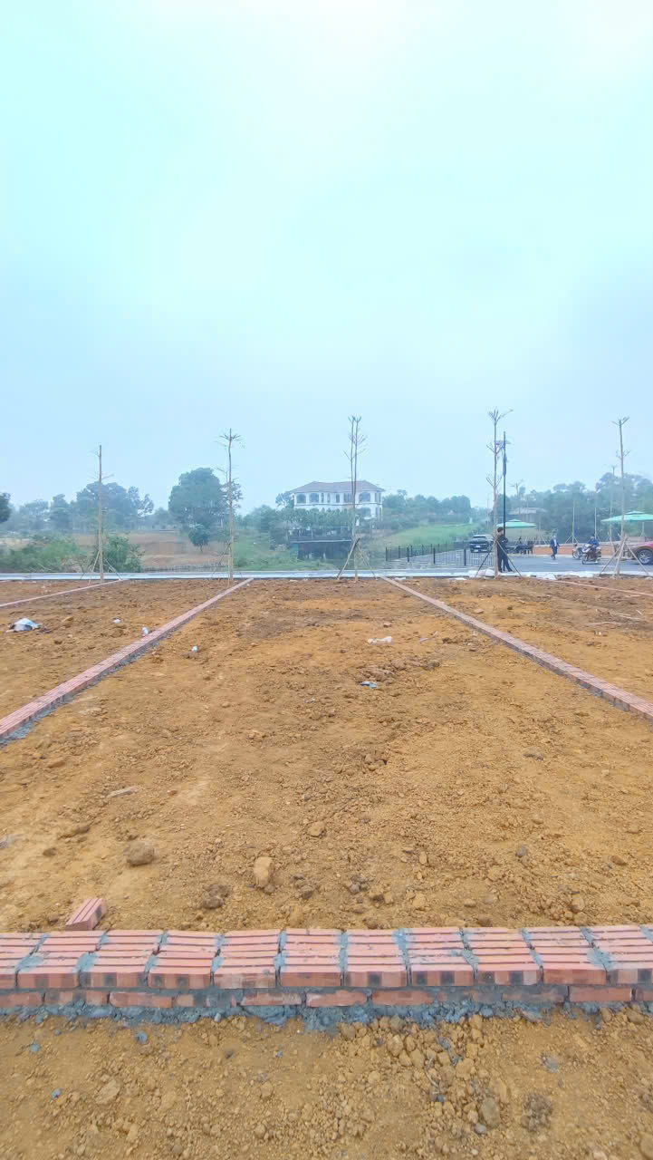 Chủ ngộp ngân hàng đất thổ cư sát QL21 cực đẹp