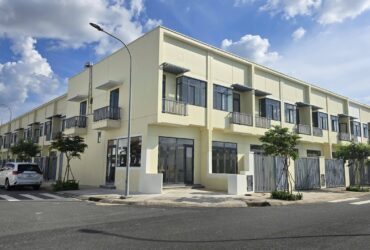 Nhà phố KCN Phước Đông, giá chỉ từ 1,8 tỷ