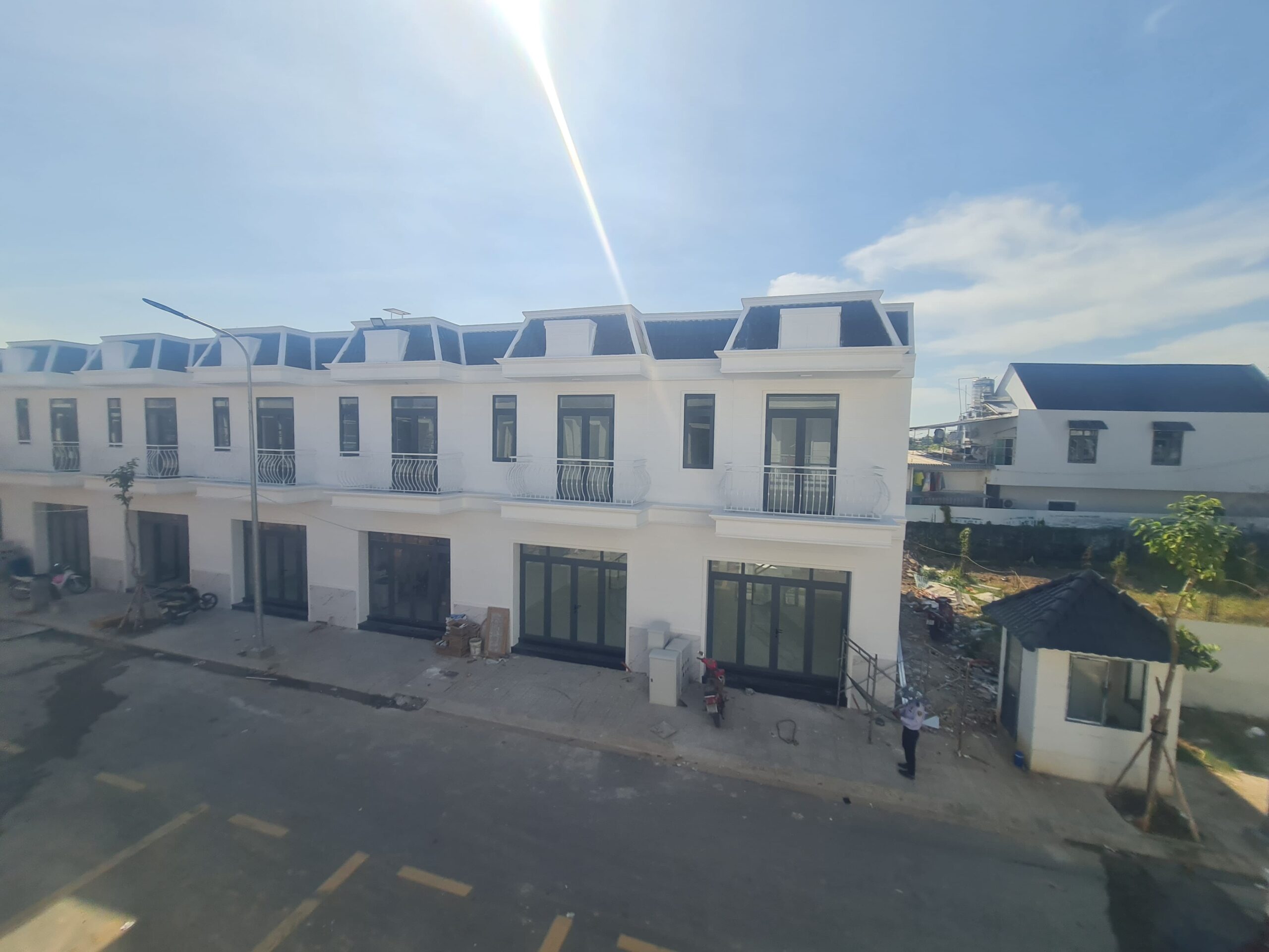 NHÀ PHỐ ĐỐI DIỆN KCN RẠCH BẮP – GIÁ CHỈ TỪ 2,5 TỶ  KHAI THÁC DÒNG TIỀN NGAY