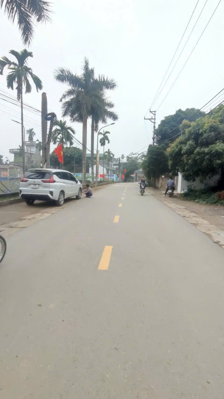 ẢNH THẬT 100% – KHÔNG TREO ĐẦU DÊ BÁN THỊT CHÓ

XẢ LỖ SỐC 200 TRIỆU – ĐẤT ĐẸP VỈA HÈ RỘNG HÒA LẠC