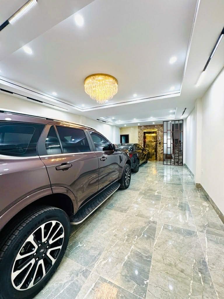 nhà đẹp Cổ Linh, lô góc, gara 2 ôtô, thang máy, kinh doanh, full nội thất