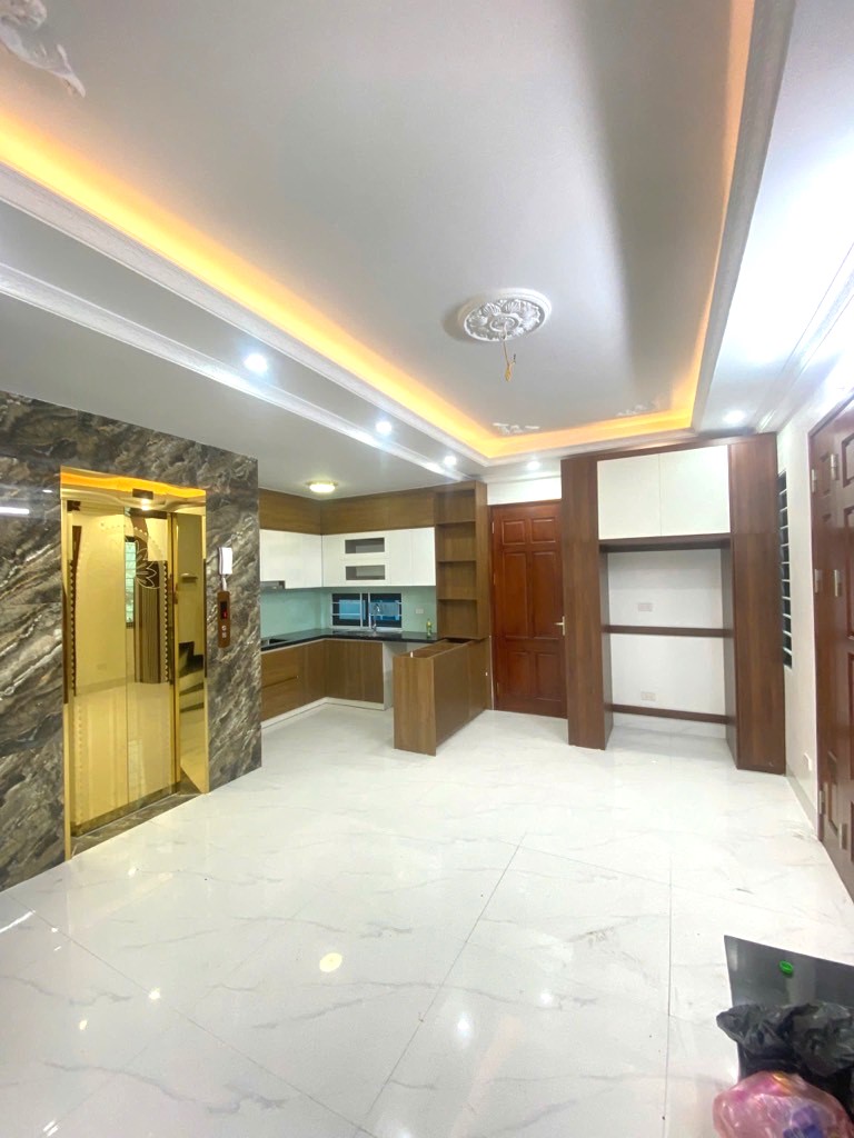 NHÀ 6 TẦNG THANG MÁY LIÊN MẠC – NGÕ Ô TÔ NÔNG – Ở NGAY – GIÁ HƠN 6 TỶ