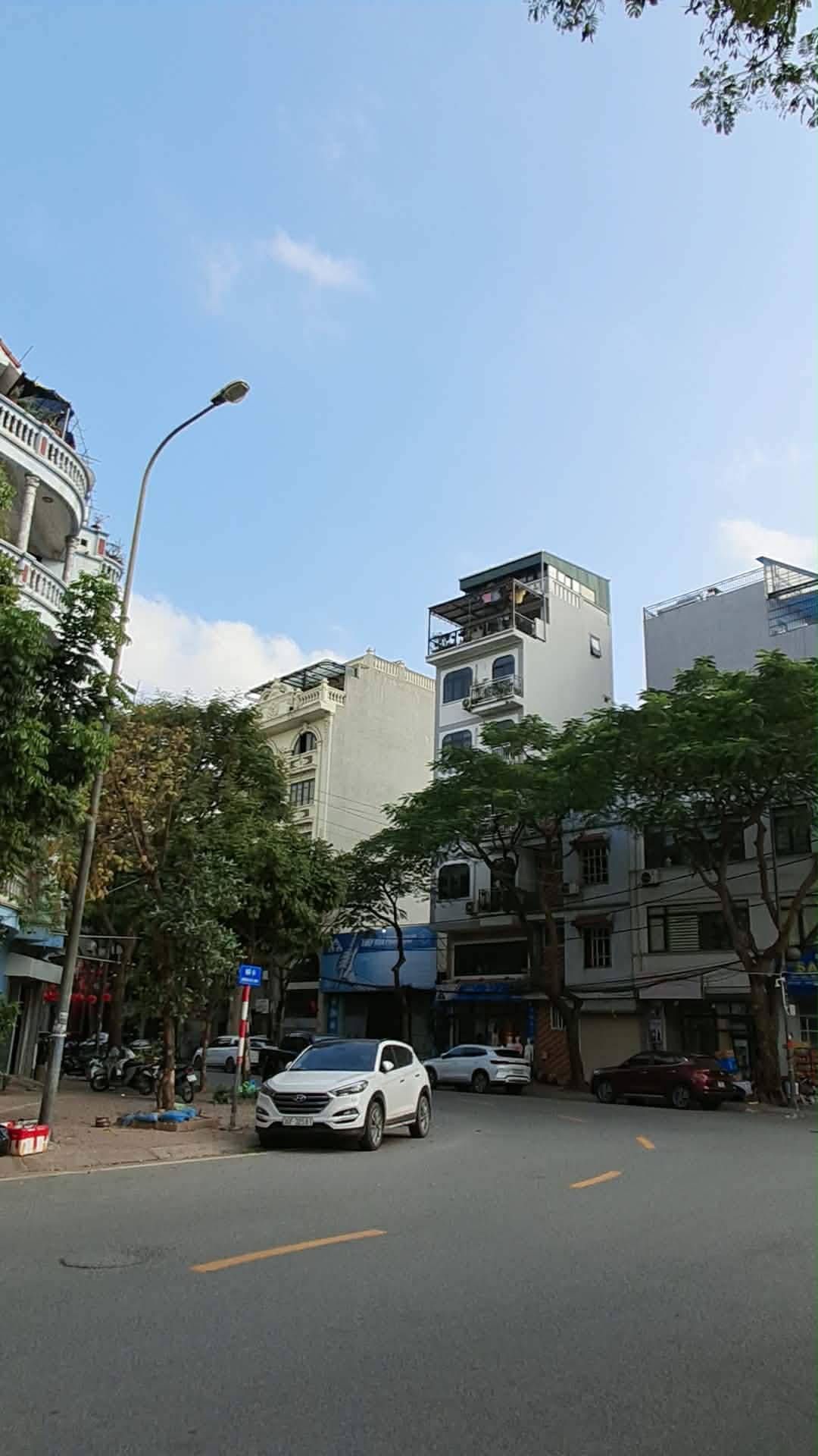 ĐIỂM NHẤN ĐẮT GIÁ CỦA SIÊU PHẨM MẶT PHỐ VIỆT HƯNG

Nhà 80m2- 5 Tầng kiên cố-2x Tỷ