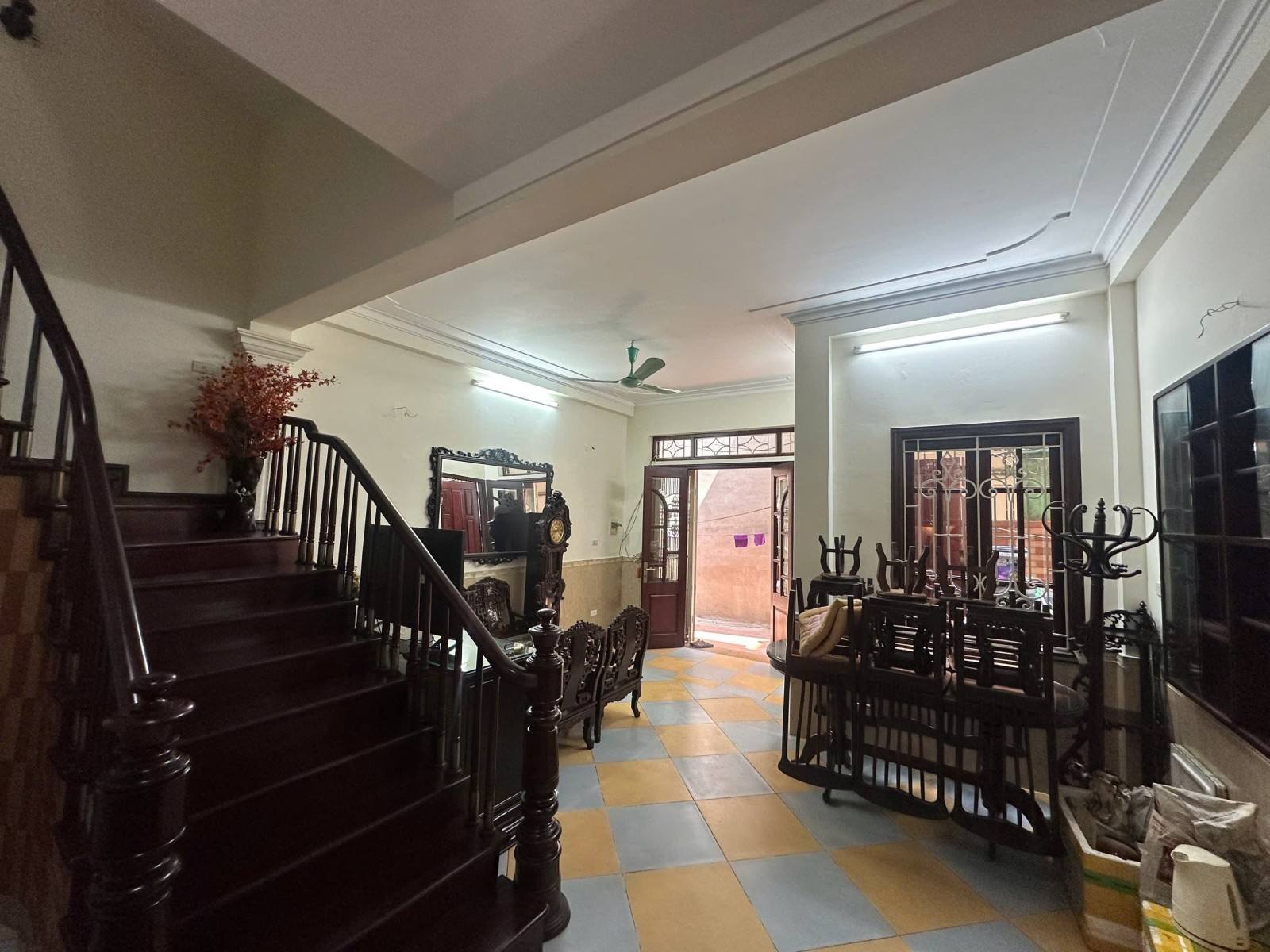 GIẢM GIÁ SỐC – NHÀ ĐẸP HOÀNG HOA THÁM – NHỈNH 8 TỶ – NGÕ Ô TÔ