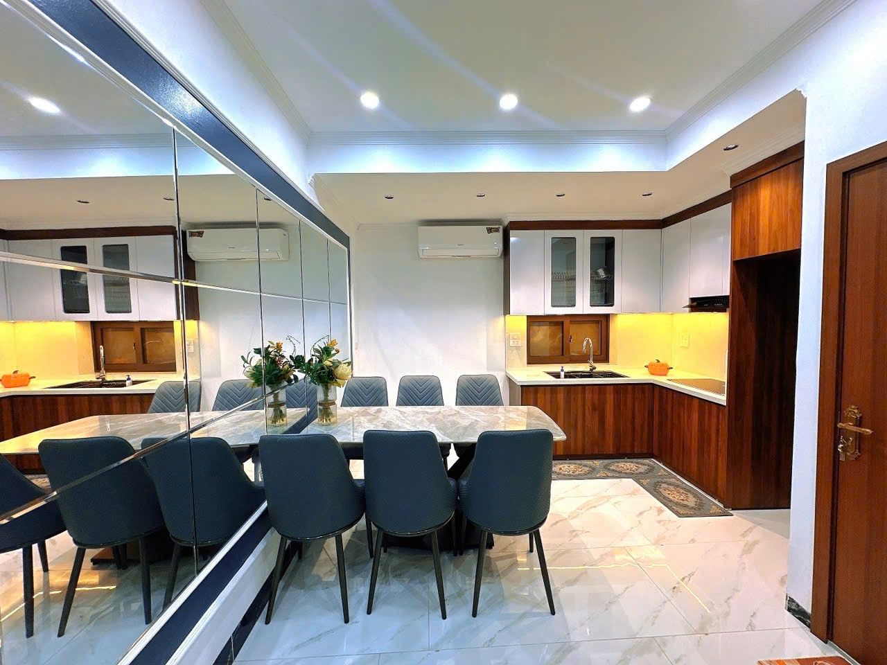 BÁN NHÀ NGỌC HÀ – BA ĐÌNH  GẦN LĂNG BÁC – HỒ TÂY  FULL NỘI THẤT MỚI