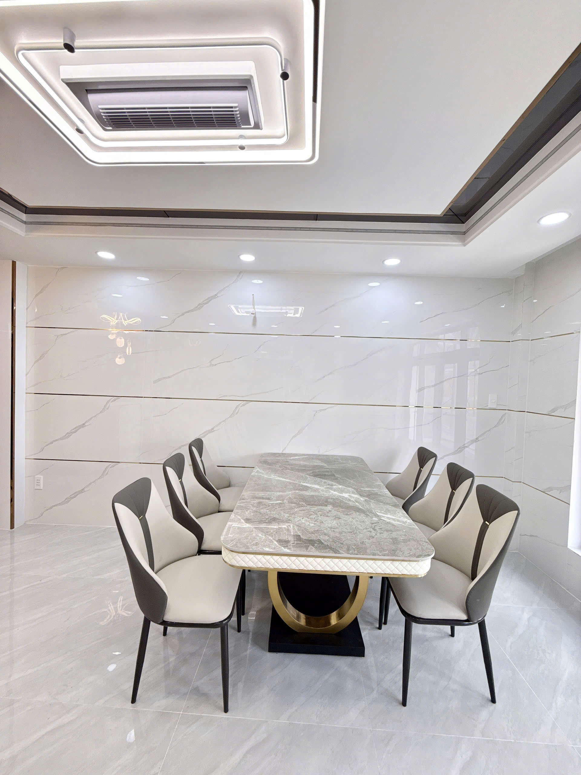 HOT – SIÊU PHẨM NHÀ PHỐ KHU ĐỒNG BỘ – FULL NỘI THẤT – GIÁ TỐT NHẤT KHU VỰC BÌNH TÂN