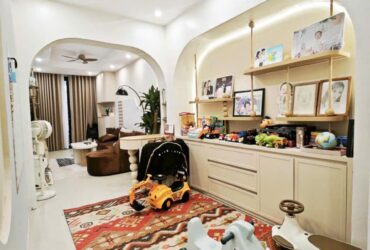 Bán BĐS 30m 4T Ở Ngay Sân Cổng riêng , có thể TL Mạnh tại Minh Khai ,Thông Tin Thật