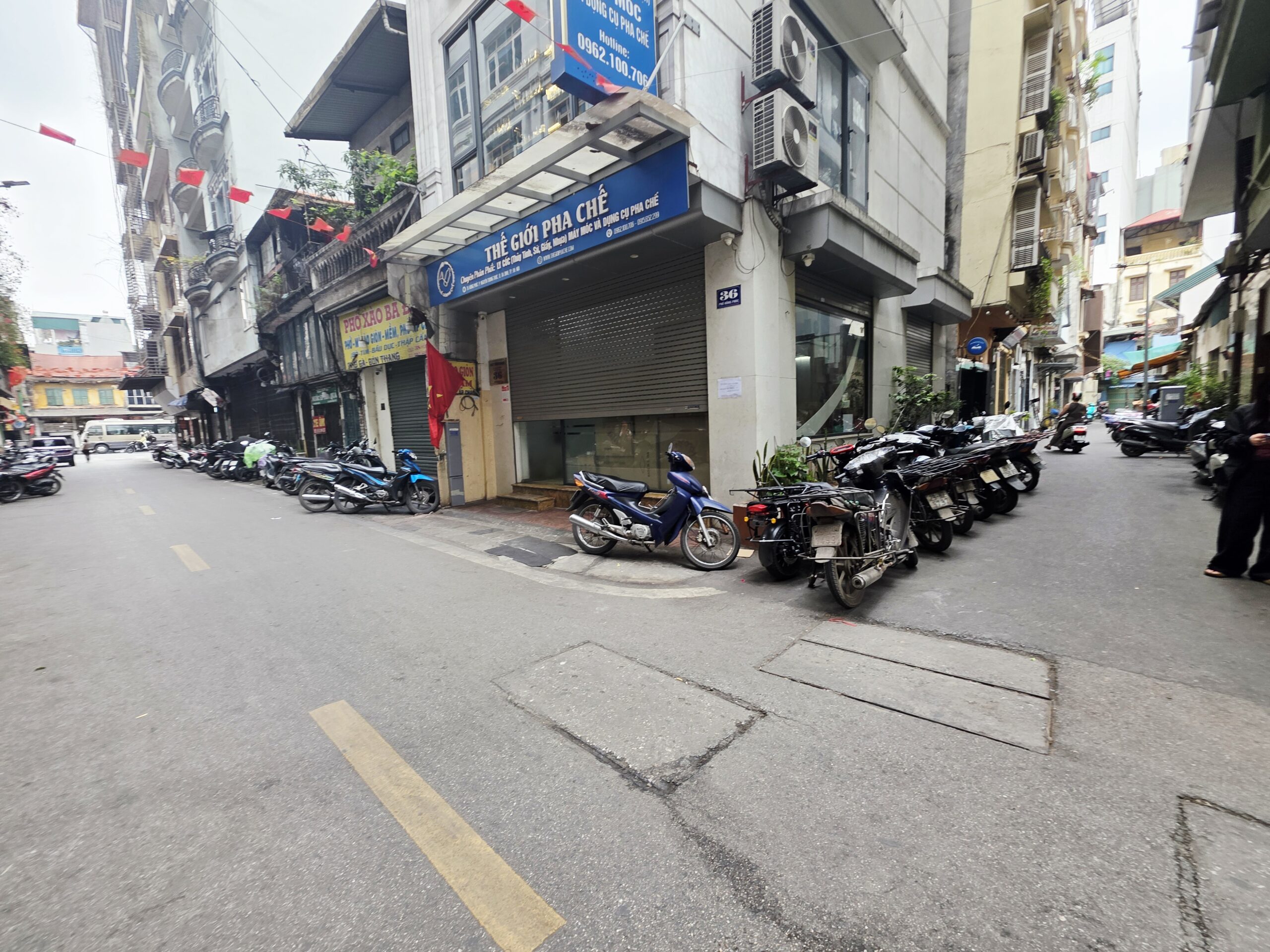 Bán nhà Hồng Phúc 44m2. 6 tầng. mặt tiền 3.5m. giá 15 tỷ Ba Đình Hà Nội