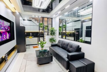 Bán Nhà Đặng Tiến Đông 22/26m2.  5 tầng. mặt tiền 3.2m. giá 8.6 Tỷ Đống Đa Hà Nội