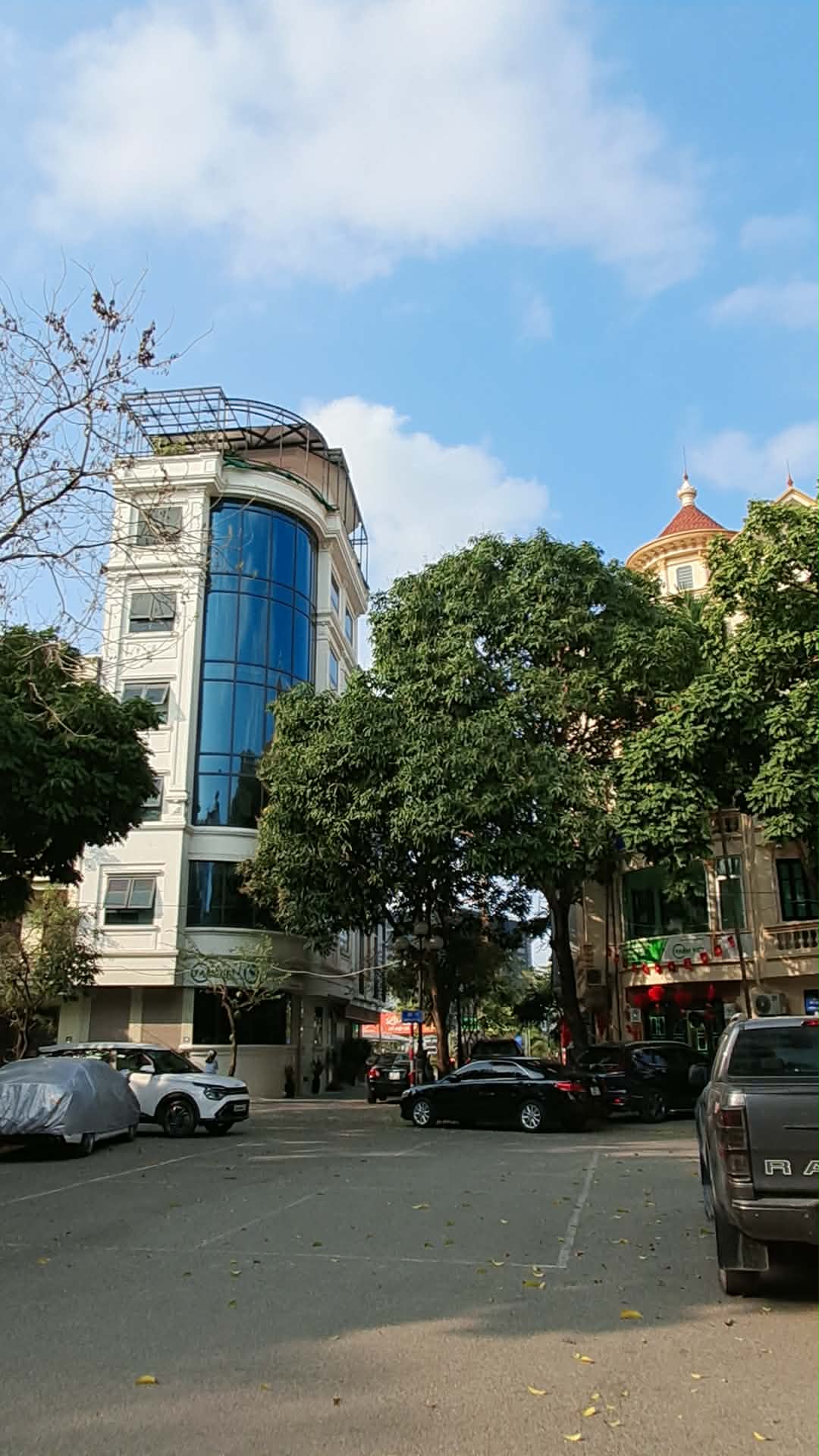 Khuôn tiền 13 tỷ – Nhà Mới Thang Máy Phố Sài Đồng 
50M2- 7 TẦNG THANG MÁY- Ô TÔ TRÁNH