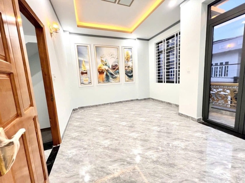 Bán nhà 2 Tầng,SHR đường xe hơi,2 MẶT TIỀN HẺM,gần chợ Bến Gỗ