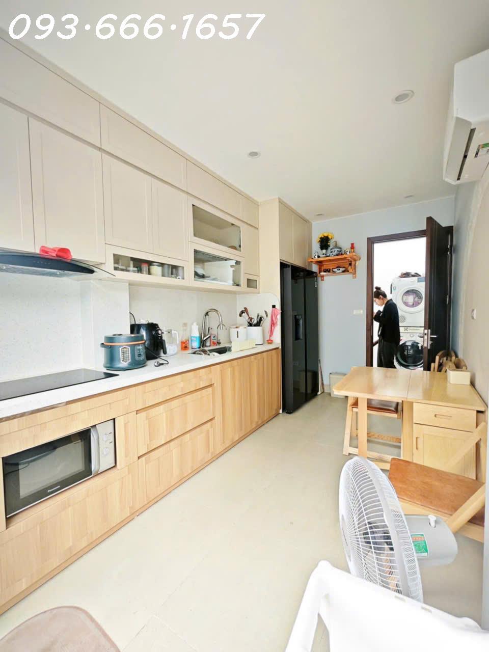 Bán BĐS 30m 4T Ở Ngay Sân Cổng riêng , có thể TL Mạnh tại Minh Khai ,Thông Tin Thật