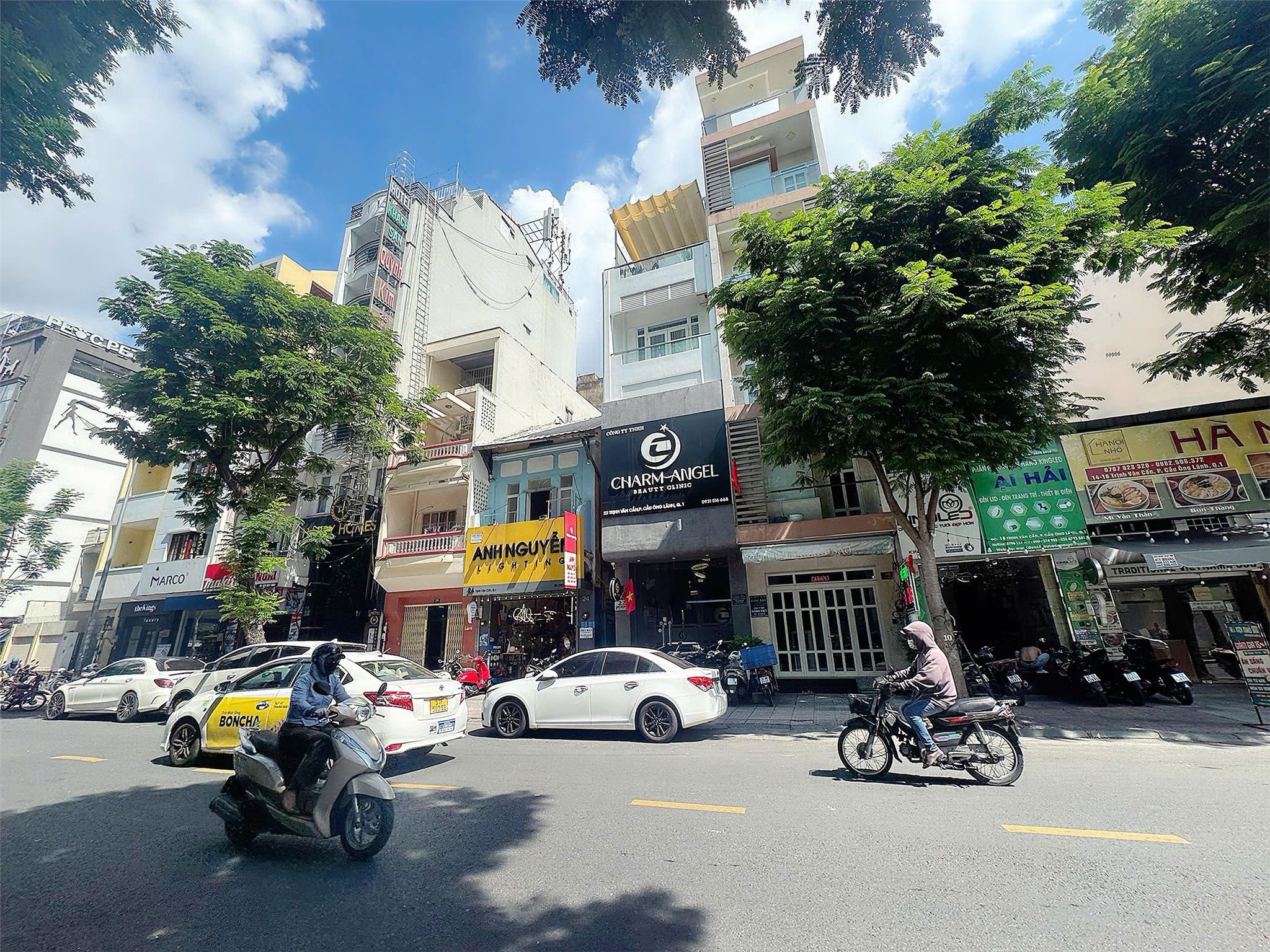 GIÁ TỐT NHẤT KHU VỰC MẶT TIỀN ĐƯỜNG TRỊNH VĂN CẤN, QUẬN 1 CHÀO BÁN – NGANG ĐẸP 5M * 16M – VỊ TRÍ SIÊU HIẾM NGAY KHU CÔNG AN, TRƯỜNG HỌC, NGÂN HÀNG LỚN